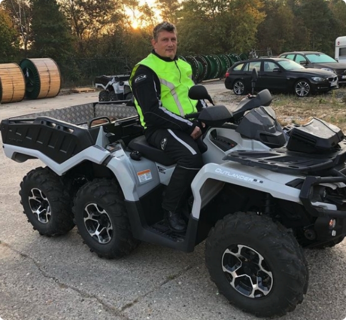 Andreas Lisken auf einem Quad